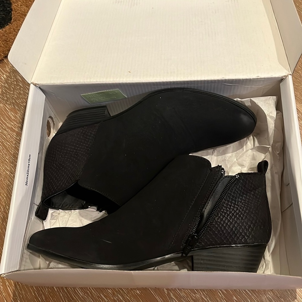 Short Suede Booties with Back Details (size 8)